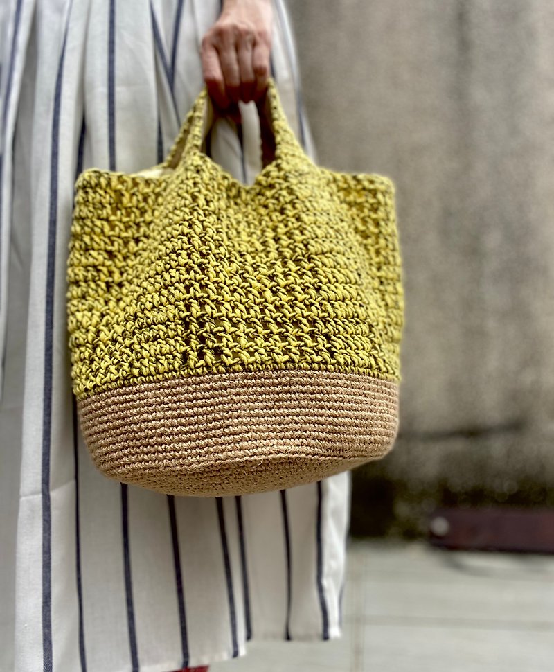 Linen round bottom holiday wind tunnel portable woven bag - กระเป๋าถือ - ผ้าฝ้าย/ผ้าลินิน สีเหลือง