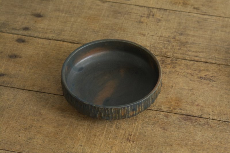 Chiseled wood grain bowl | Black cypress | A - ถ้วยชาม - ดินเผา สีดำ