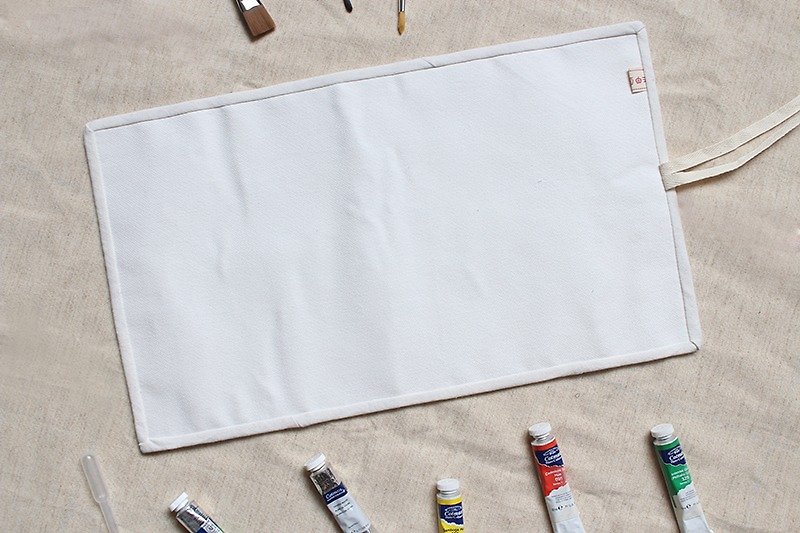 空白色畫具袋/筆袋 工具收納袋 滾邊 巻物ケース 水彩絵具 - 鉛筆盒/筆袋 - 棉．麻 白色