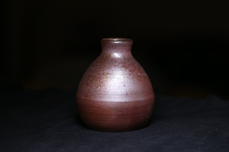【薪】シンプルで上品なパープルワインの花器 - ワイングラス・酒器 - 陶器 パープル
