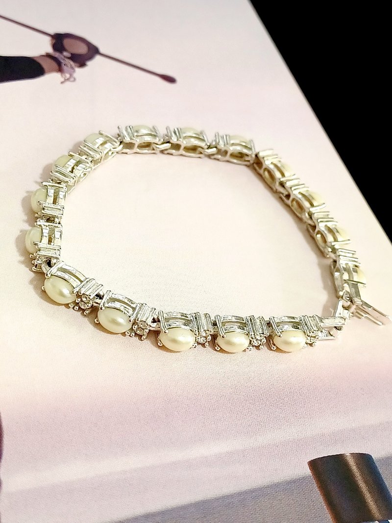 vintage jewelry  AVON  Birthstone elegant Tennis  系列手鍊 - 手鍊/手鐲 - 其他金屬 