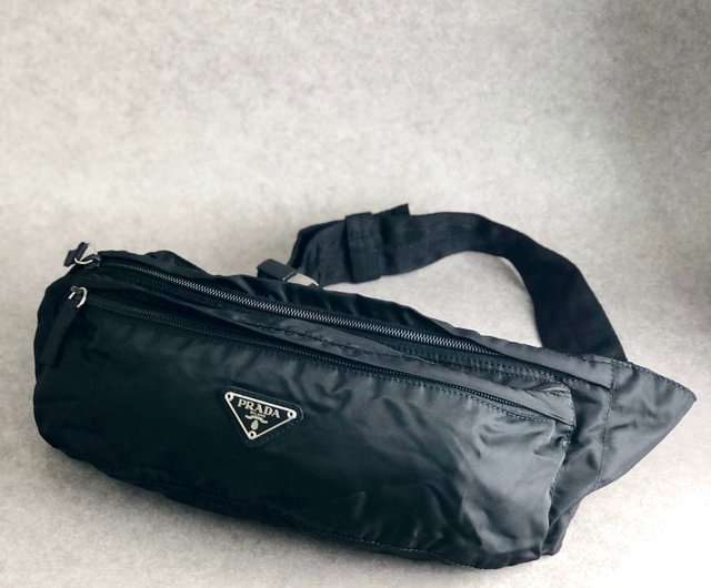 S00308 PRADA プラダ ブラック スリングバッグ ショルダーバッグ 日本直送 名牌中古包 】PRADA プラダ ショルダーバッグ ブラック