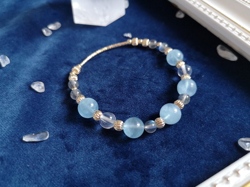 [Anniversary Goody Bag]-Crystal bracelet x wood earrings/ear clip combination lucky bag - Bracelets - Crystal Blue