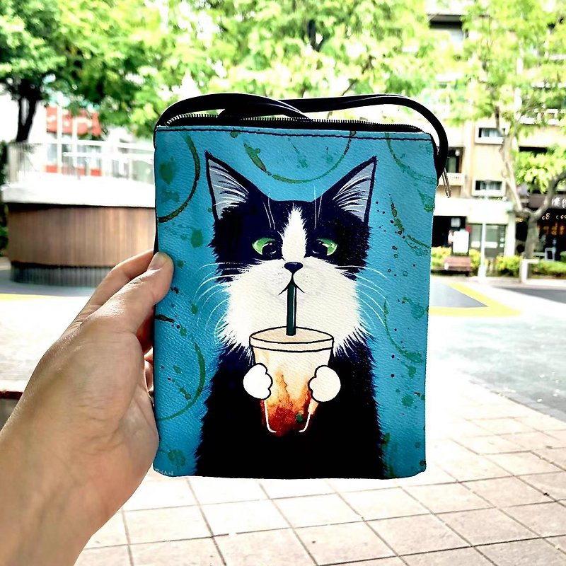 Drink-loving cat multi-functional mobile phone bag / crossbody bag - Kule Village - Messenger Bags & Sling Bags - Faux Leather Black