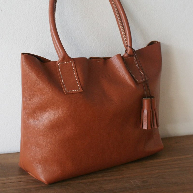 Brown Handmade Leather Tote Bag / Weekend Leather Handbag - กระเป๋าถือ - หนังแท้ สีนำ้ตาล