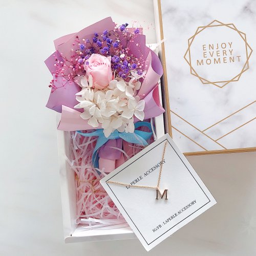 LaPerle Accessory 不凋花乾燥花禮盒 客製 字母 項鍊 頸鏈 結婚禮物 婚禮小物