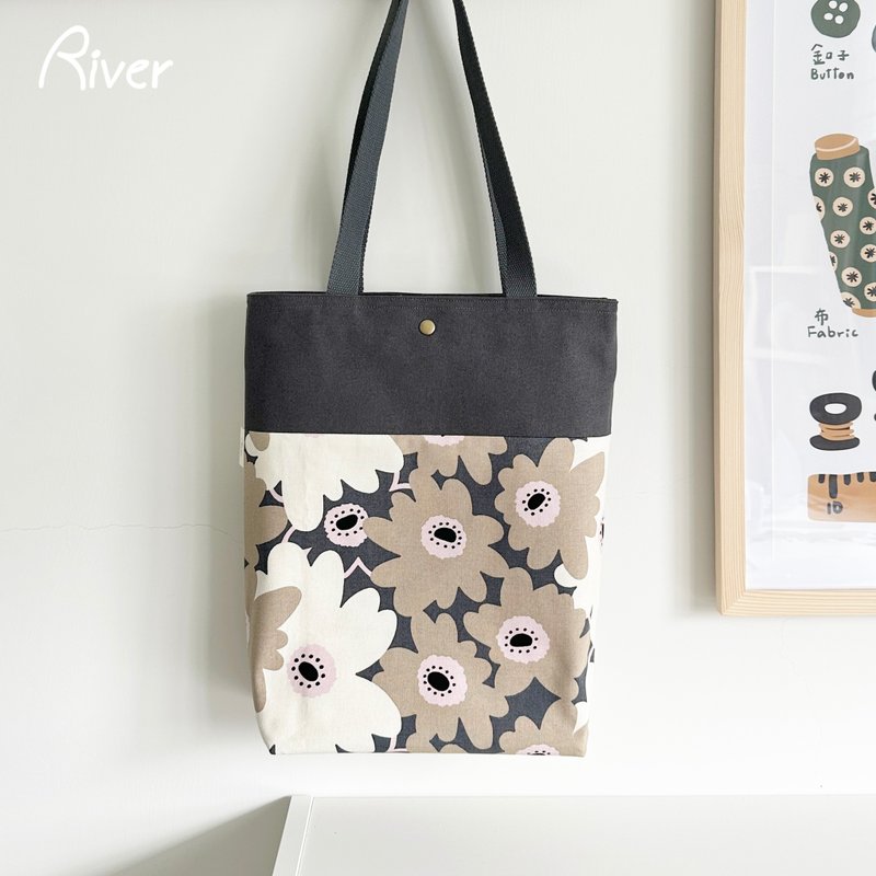 【River】肩背大散步包/日本布料/大花/灰 - 手提包/手提袋 - 棉．麻 灰色