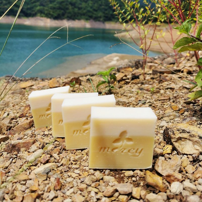 Wonderful Hand Sandalwood Bodhi Purifying Soap ///Four Into Gift Set - Soap - Other Materials 