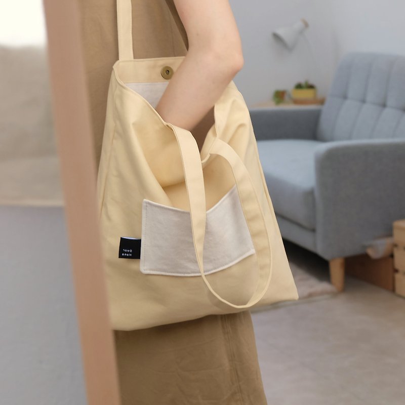Afternoon milk tea canvas bag - กระเป๋าแมสเซนเจอร์ - ผ้าฝ้าย/ผ้าลินิน สีกากี