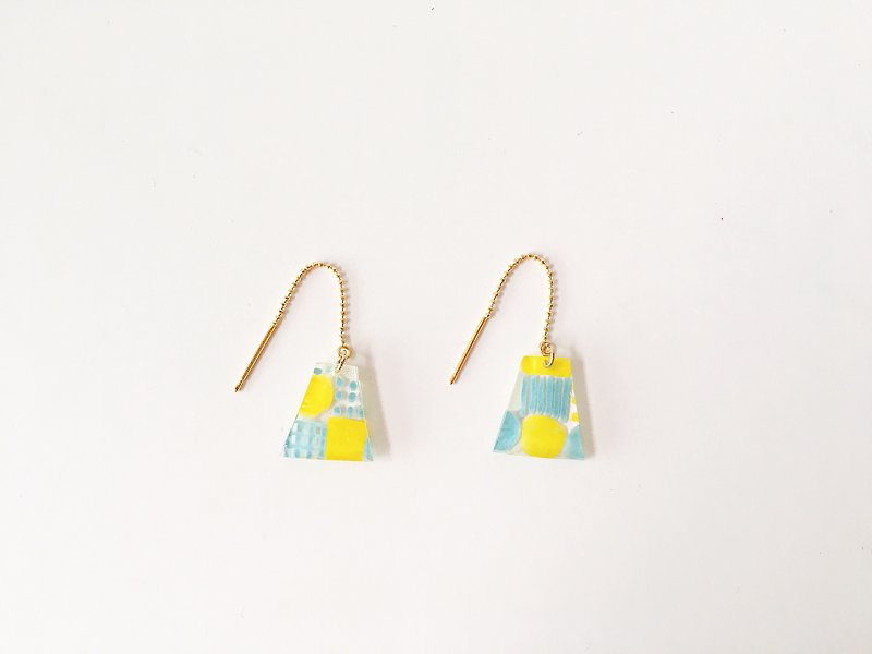 Summer Festival Series - Lemon Apple 饴 Hand-painted Dangle Handmade Earrings Ear/Aurture - Earrings & Clip-ons - Other Materials Yellow