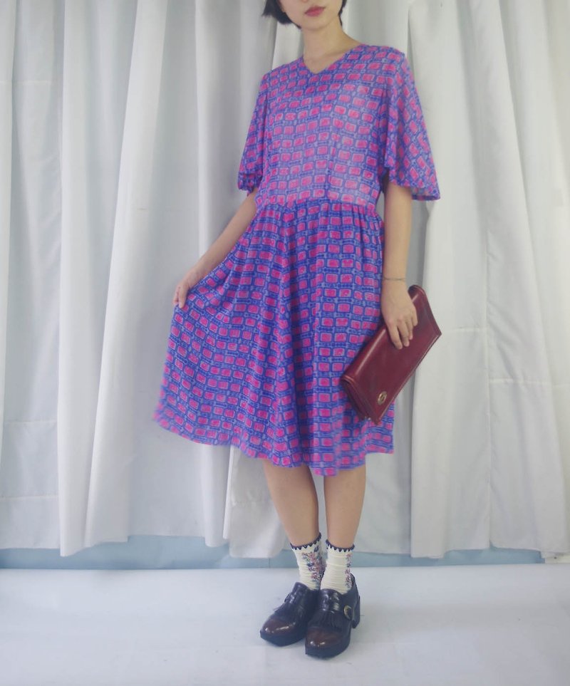 尋寶古著-紫色系印花雪紡寬袖復古洋裝 - 連身裙 - 其他人造纖維 紫色