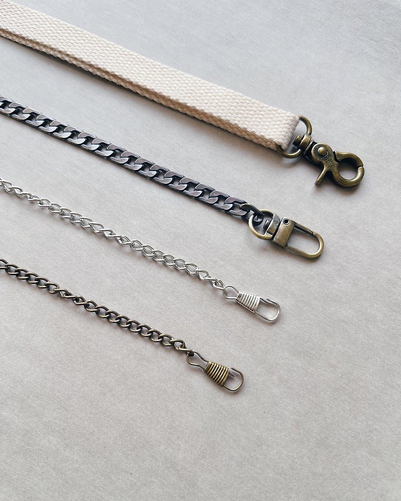 Chain plus purchase beige adjustable strap / thick flat Bronze chain / silver thin chain / Bronze thin chain - กระเป๋าแมสเซนเจอร์ - โลหะ 