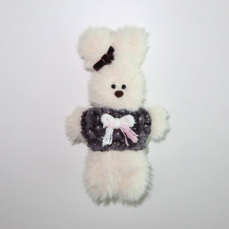Milk way rabbit keyring - 鑰匙圈/鑰匙包 - 其他材質 白色