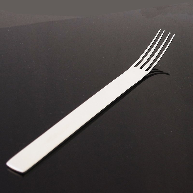 [Japan Shinko] IF.Good Design Award Designer Series TI-1 Main Dinner Fork Made in Japan - Cutlery & Flatware - Stainless Steel Silver