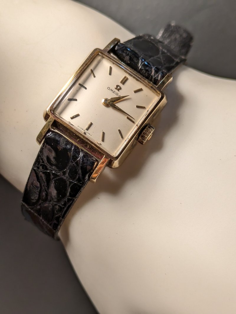 Omega 稀有手上鍊機械錶 方形古董錶 vintage watch - 女錶 - 其他金屬 金色
