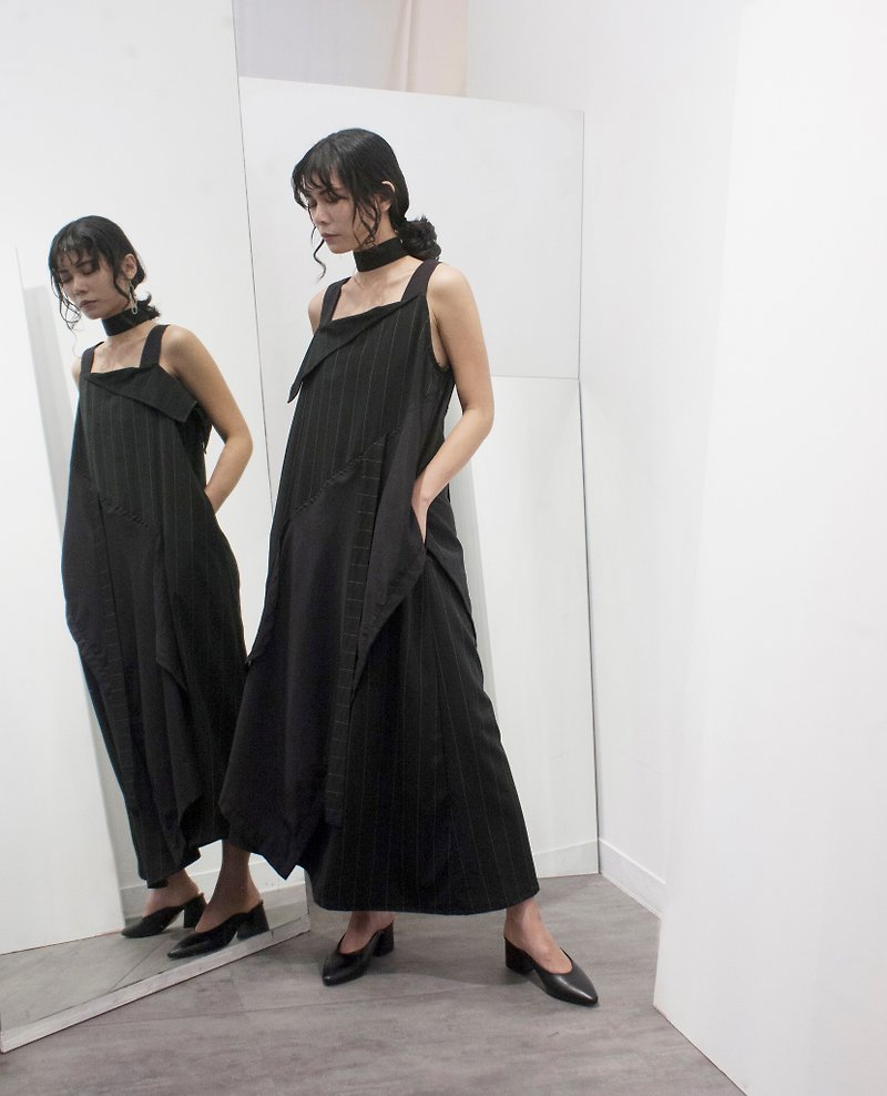 斜肩削領長洋裝 - 洋裝/連身裙 - 聚酯纖維 黑色