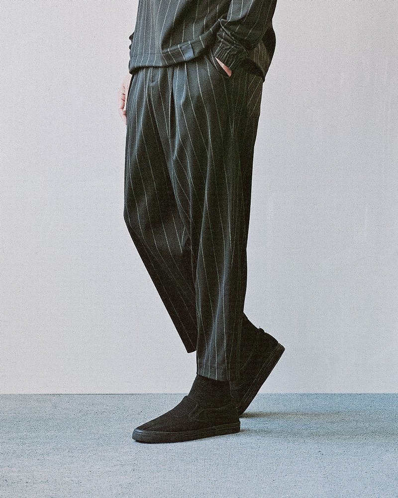 Striped Stretch Cropped Pants - กางเกงขายาว - ผ้าฝ้าย/ผ้าลินิน สีดำ