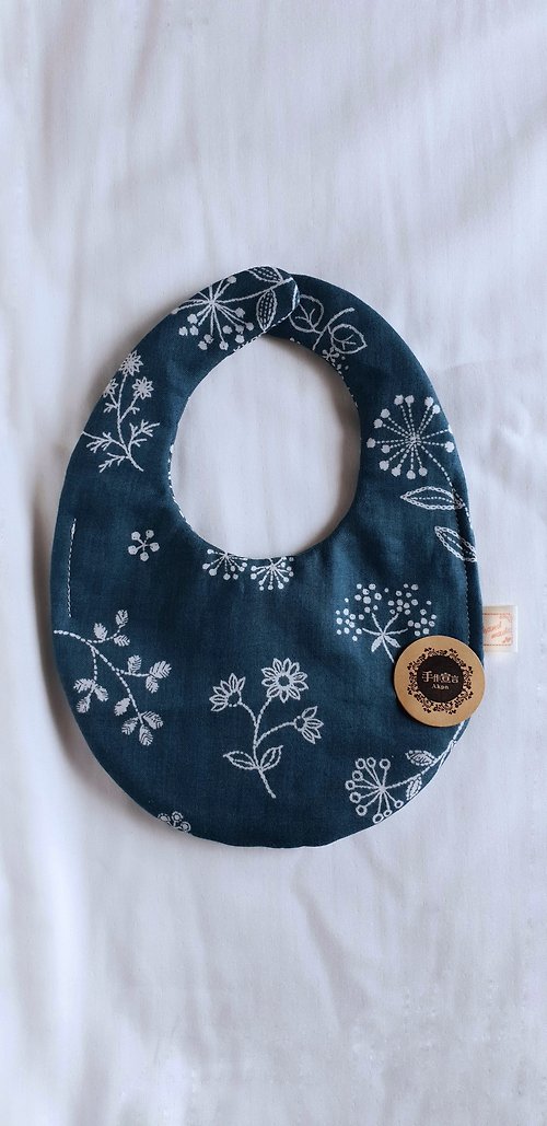 Akpn手作宣言 草語花卉-藍-八層紗100%cotton蛋型圍兜.口水巾