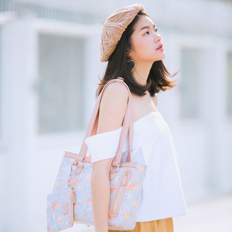 ☀BLUE SUNSET☀ Romantic Flower Shoulder Bag | waterproof printed fabric & leather trims - 手袋/手提袋 - 棉．麻 藍色