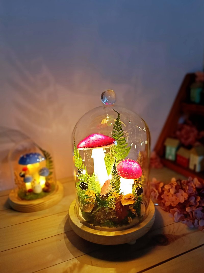 沉靜系蘑菇夜燈 玻璃罩 花盅 紅色蘑菇 乾燥花 永生花 - 燈具/燈飾 - 玻璃 