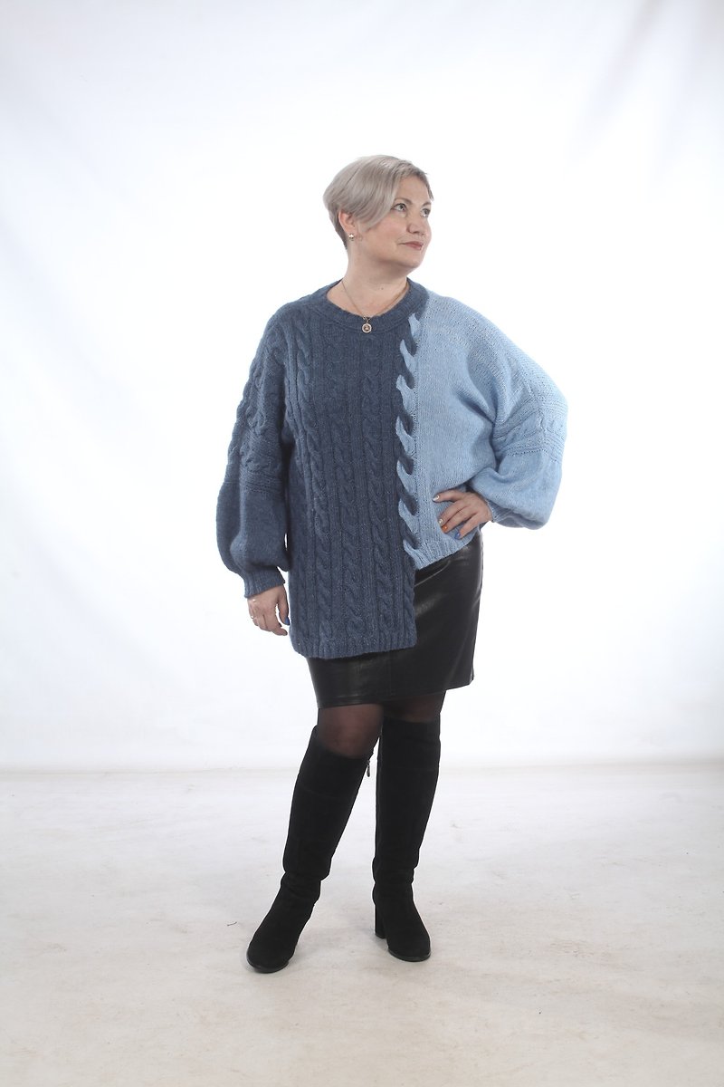 Jumper Sweater blue women's hand-knitted cotton+wool - Women's Sweaters - Wool Blue
