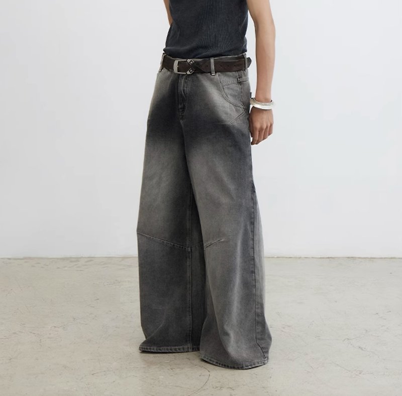 Cross Denim cross washed distressed fit-leg jeans - กางเกง - ผ้าฝ้าย/ผ้าลินิน สีเทา