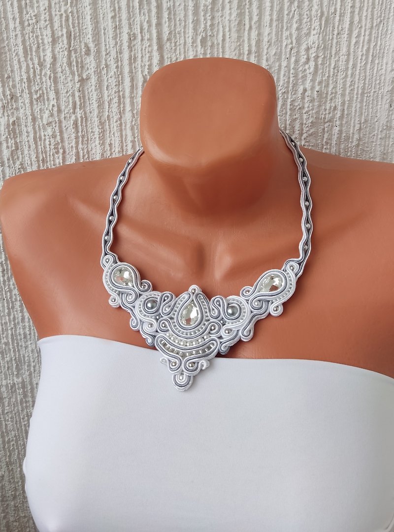 Other Materials Necklaces White - 項鍊新娘 結婚項鍊 White necklace, Bead Embroidered Soutache necklace, Rhinestone