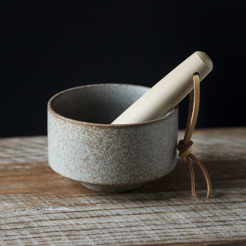 抹茶碗・くるみ染・ウォルナットアッシュ – Yamatsu - 茶壺/茶杯/茶具 - 陶 灰色