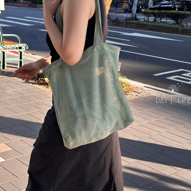 Lili bag liil_light and casual woven solid color multi-functional mesh bag_green - Messenger Bags & Sling Bags - Other Materials Green