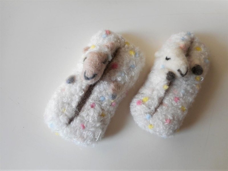 Small case of sheep - Other - Wool White