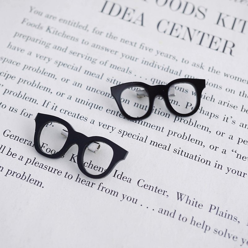 Glasses Brooch - Glasses & Frames - Plastic 