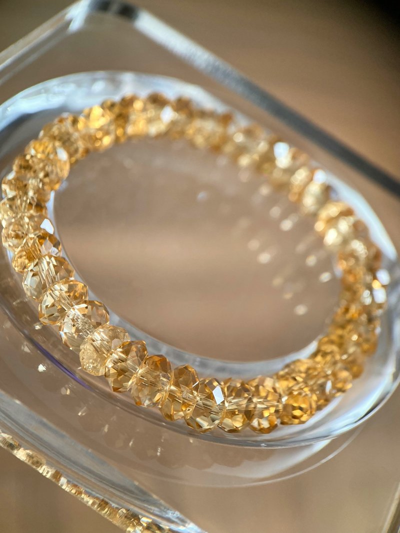 Natural Brazilian Citrine 8mm Faceted Disc Bead Bracelet - Attracts Wealth, Money Crystal, Ultra Ice Transparent - สร้อยข้อมือ - คริสตัล 