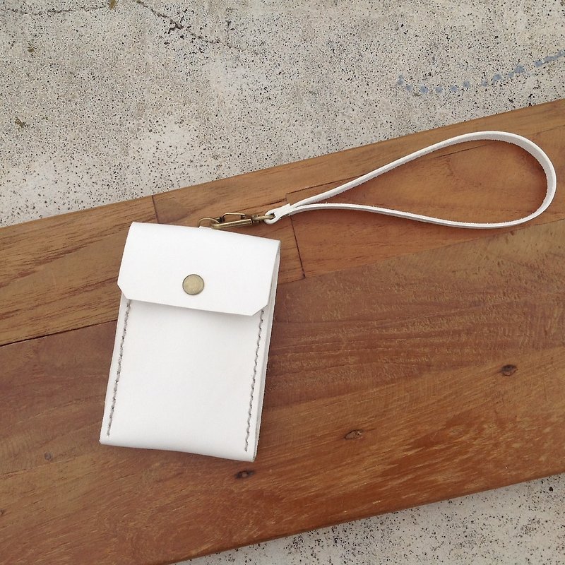 Straight identification card document holder leisure card holder card holder credit card coin purse handmade leather hand-stitched white - ที่ใส่บัตรคล้องคอ - หนังแท้ ขาว