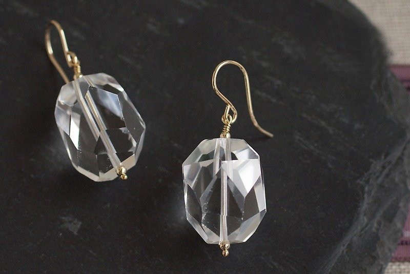 14kgf- defenseless Hitotsubu earrings - Earrings & Clip-ons - Gemstone Transparent