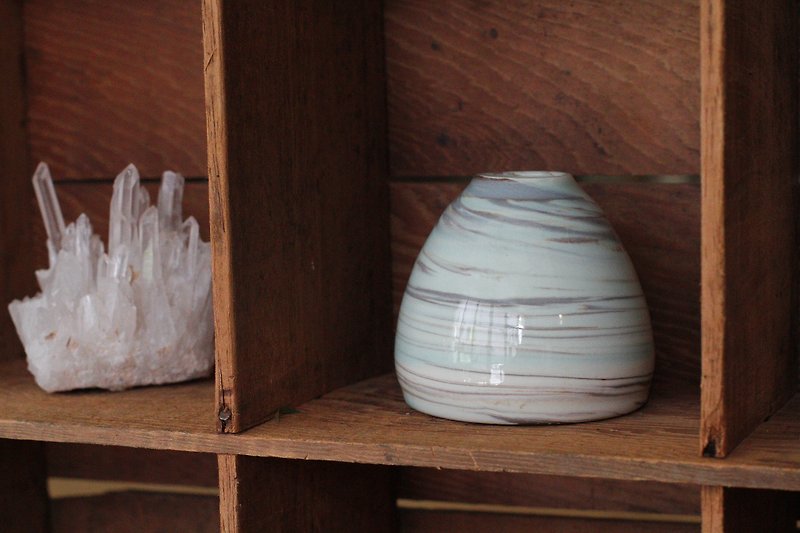 Handmade Japanese pottery/porcelain clay small vase 15 - เซรามิก - ดินเผา สีเขียว