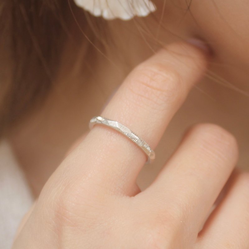 [Customized Engraving] Handmade 999 sterling silver ring with edges and corners - แหวนทั่วไป - เงินแท้ 