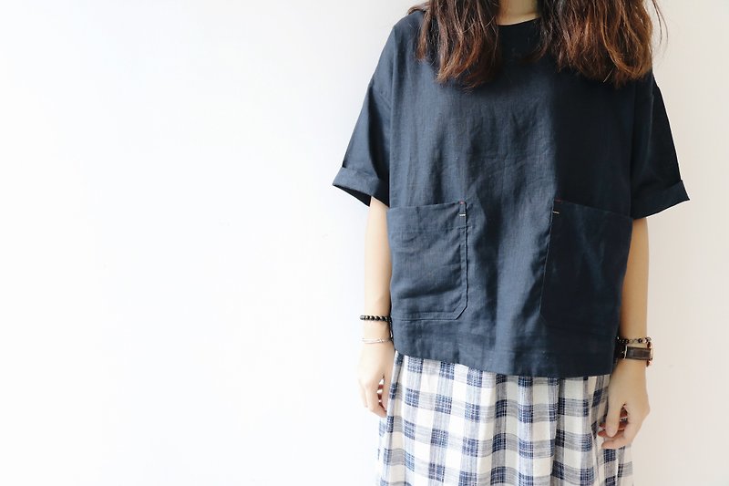 Self-made color line pocket top - เสื้อผู้หญิง - ผ้าฝ้าย/ผ้าลินิน สีน้ำเงิน