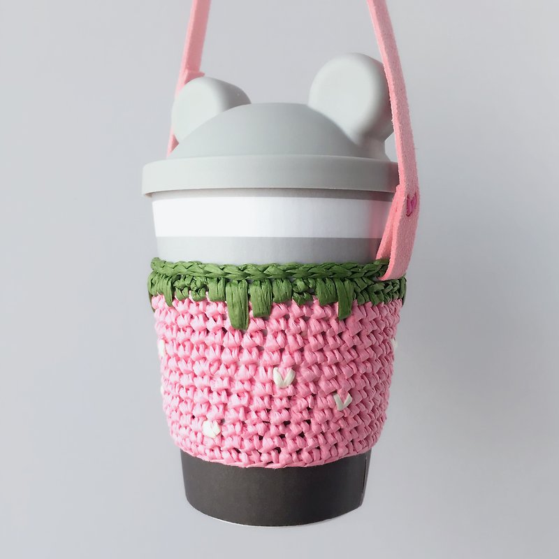 Hand-woven eco-friendly drink cup holder/bag strawberry - Beverage Holders & Bags - Paper Pink