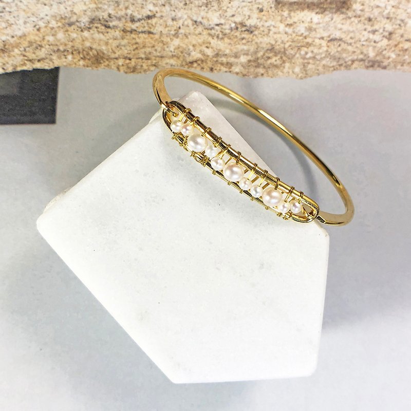 珍珠14KGF手環 珍珠手環 迷你珍珠手鐲 情人節禮物 送給她 小禮物 - 手鍊/手鐲 - 珍珠 金色