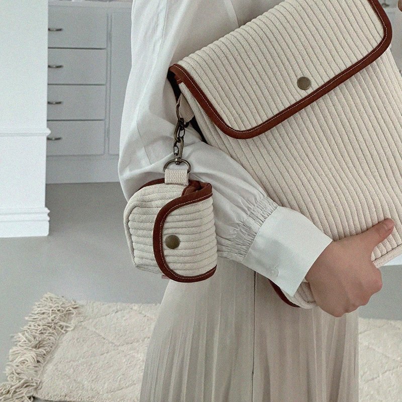 Tablet iPad laptop pouch cover case _ Bread - เคสแท็บเล็ต - ผ้าฝ้าย/ผ้าลินิน หลากหลายสี