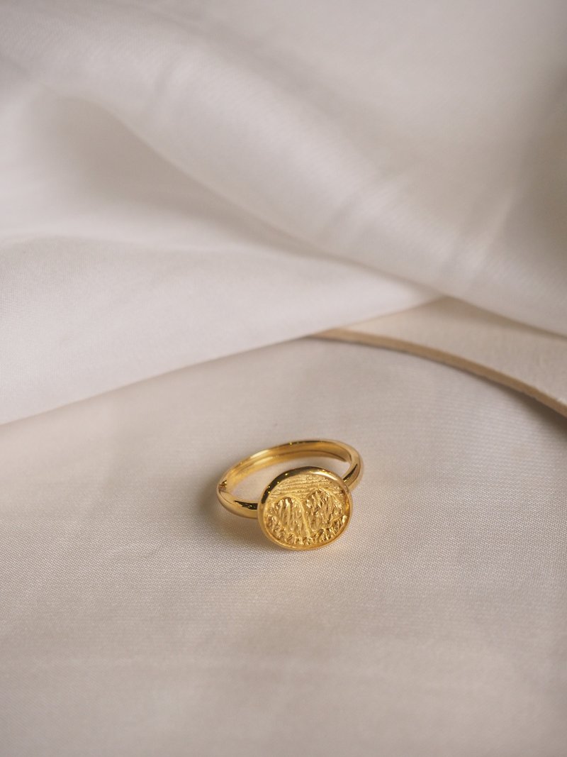Night Mountain Ring, Sterling Silver, Mountain Ring, Mountain Silver Ring. - 戒指 - 純銀 金色