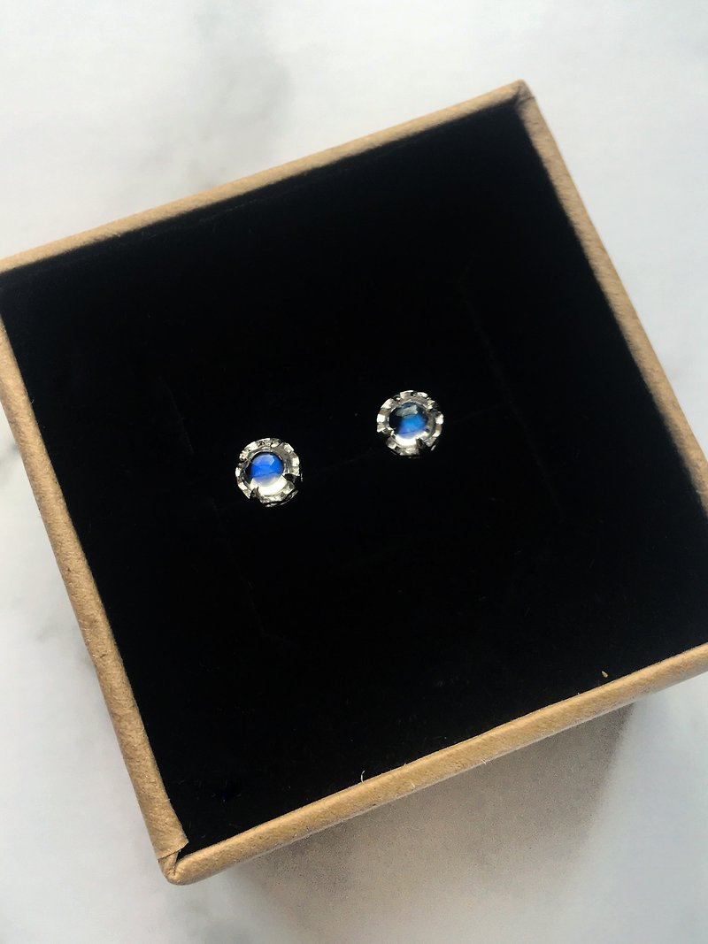 Moonstone 925 sterling silver minimalist design earrings - Earrings & Clip-ons - Gemstone Silver