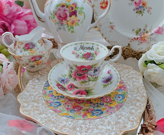 British Royal Albert Royal Albert flower tea cup set of two stock complete  - Shop Annie's antiques Teapots & Teacups - Pinkoi