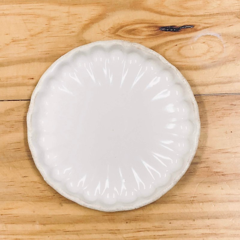 小さな花の円板 - 植物のグレーの釉薬の縁 - 小皿 - 磁器 ホワイト