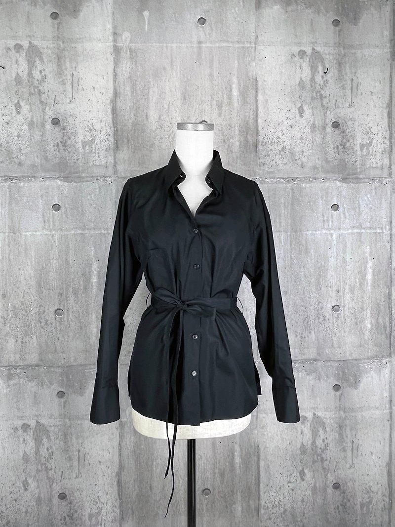 Elegant madam shirt/Hand-tailored/100% Italian cotton - Women's Shirts - Cotton & Hemp Black
