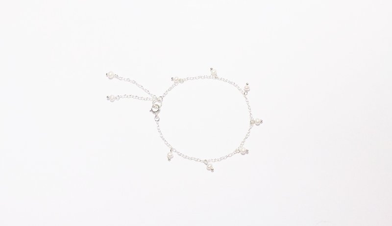 "Girls series" Silver little mini drape fine pearl bracelet - สร้อยข้อมือ - เครื่องเพชรพลอย 