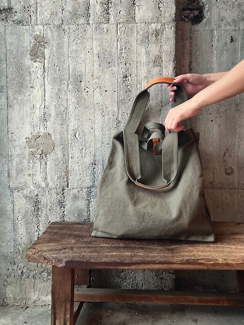 Canvas Tote Bag Minimal Style (Cozy Day) - Shop Terrtella Handbags & Totes  - Pinkoi