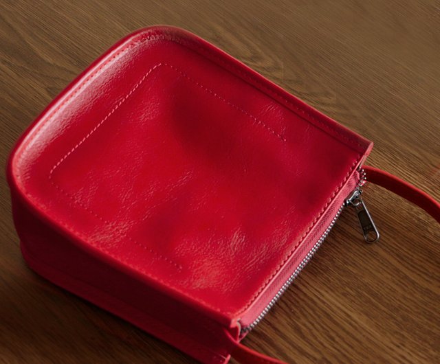 Cute-Colored Genuine Cowhide Shoulder/Crossbody Pouch Bag - Red