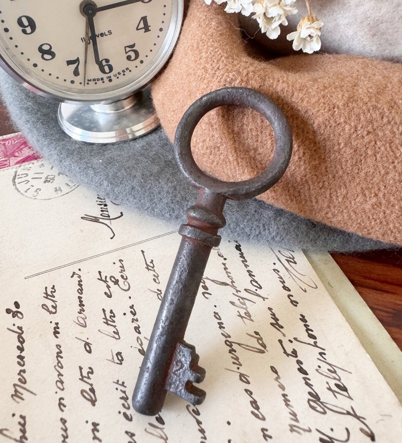Rare French iron old key key ring necklace pendant W900 - อื่นๆ - โลหะ สีเงิน