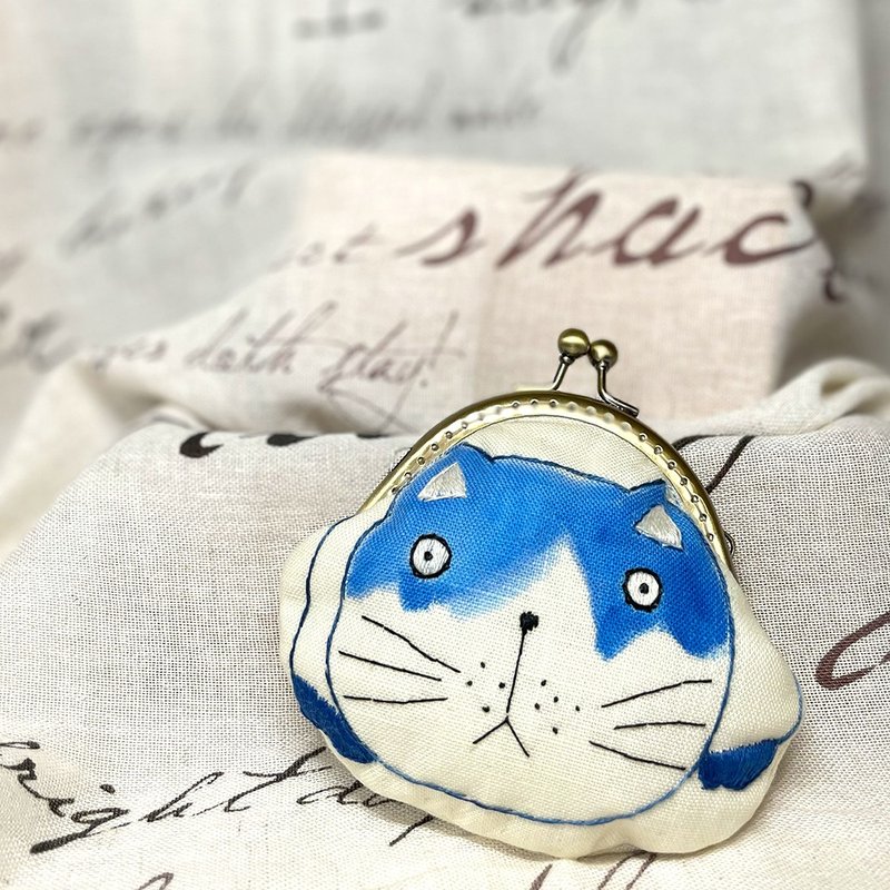 [Limited Product] Innocent Fat Blue Cat Kiss Lock Bag - กระเป๋าใส่เหรียญ - ผ้าฝ้าย/ผ้าลินิน สีน้ำเงิน